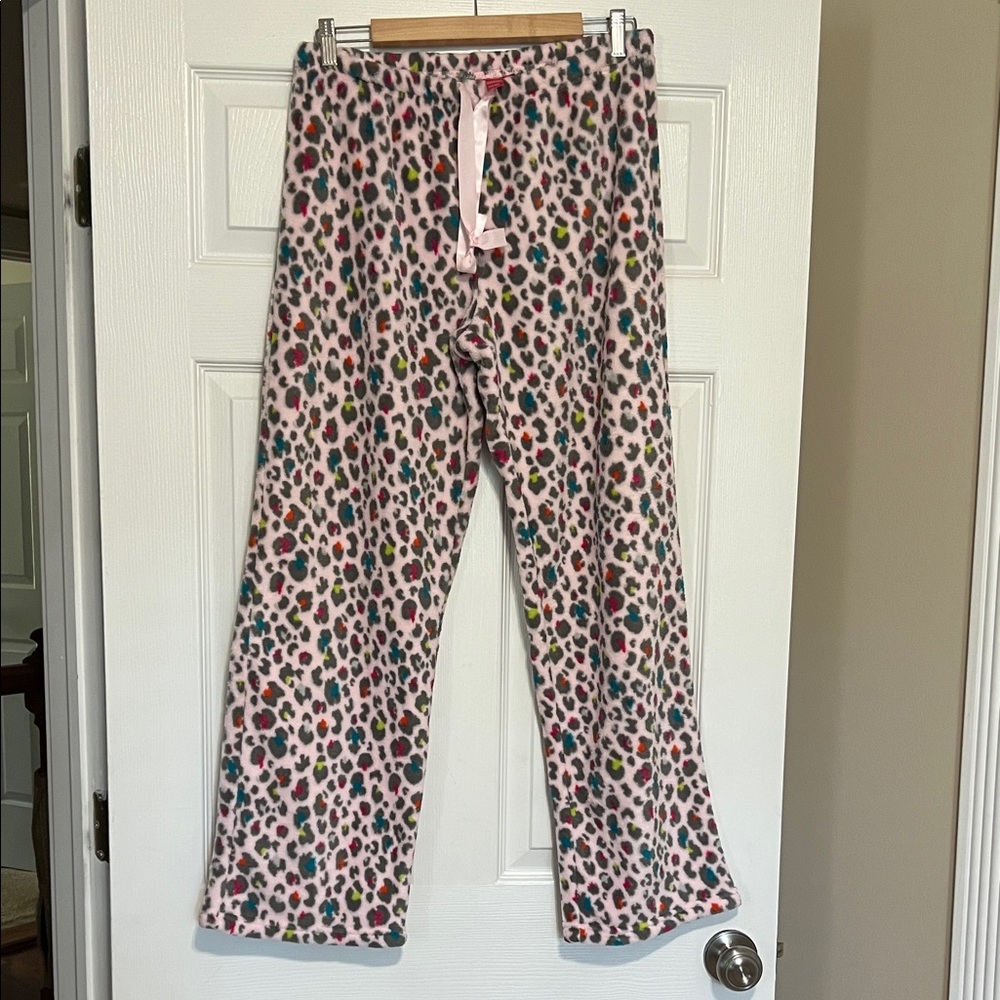 Mix & Co  Leopard Print Pajama Pants